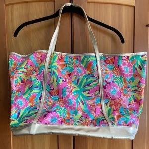 Lily Pulitzer tote bag